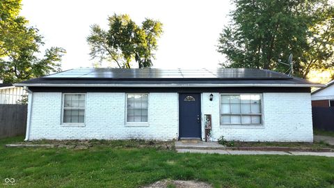 Photo of 3742 Payton Avenue, Indianapolis, IN 46226 (MLS # 22102258)