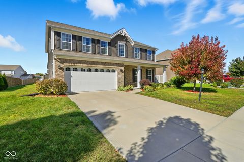 8178 KILBORN Way Avon IN 46123