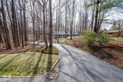 Photo of 5839 E 62nd Place, Indianapolis, IN 46220 (MLS # 22088299)