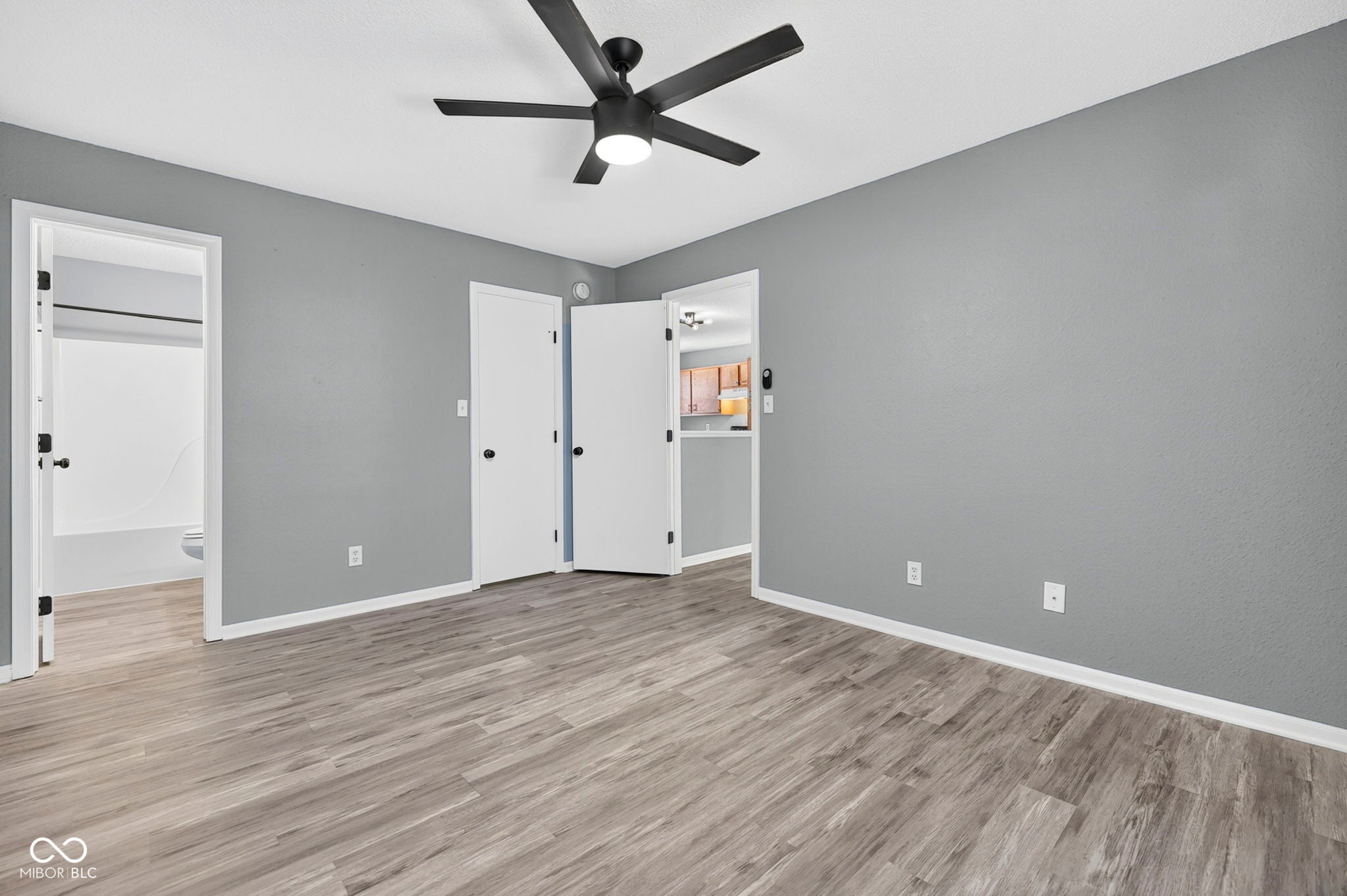 6136 Rocky River Drive