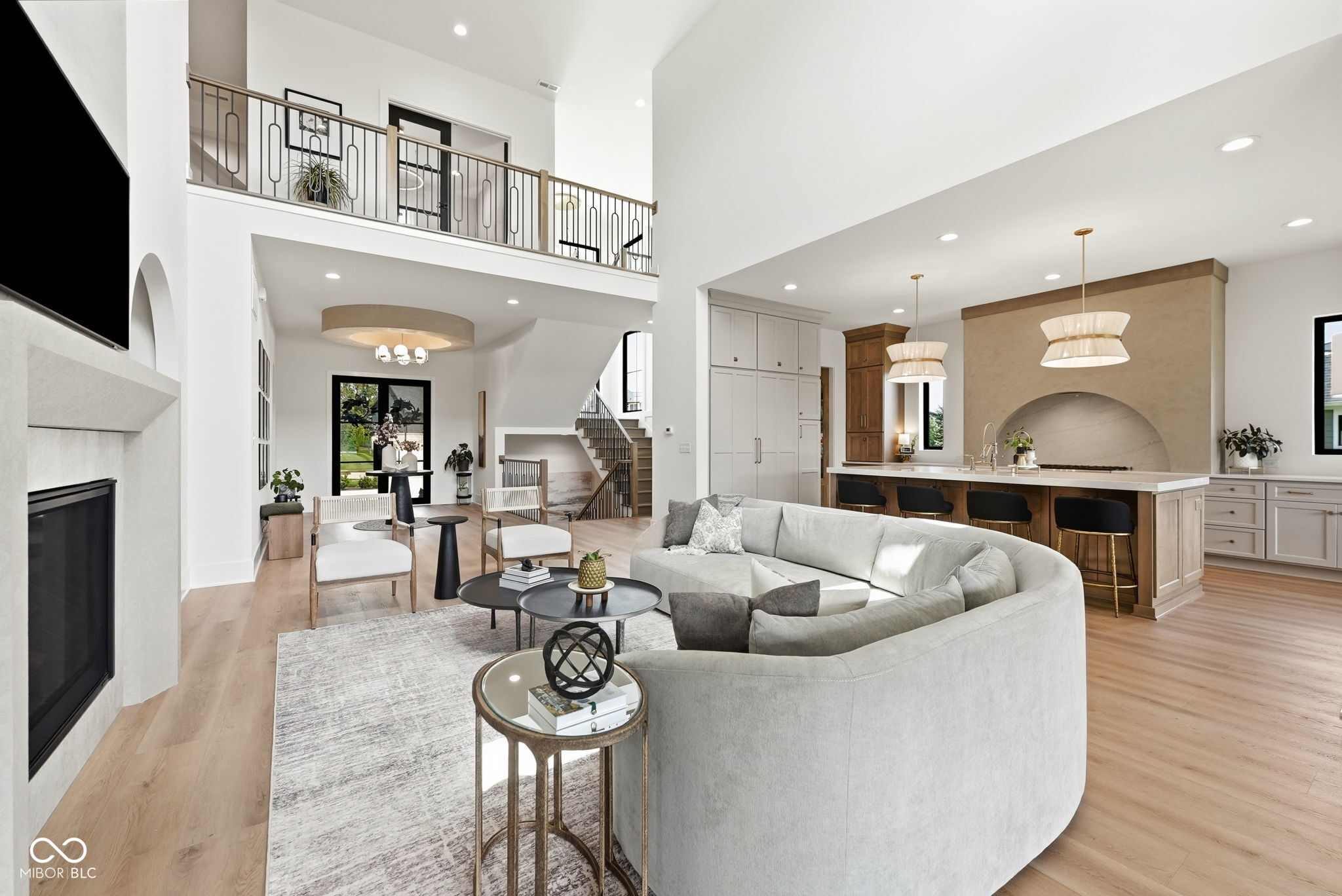 4497 Sparkling Water Way