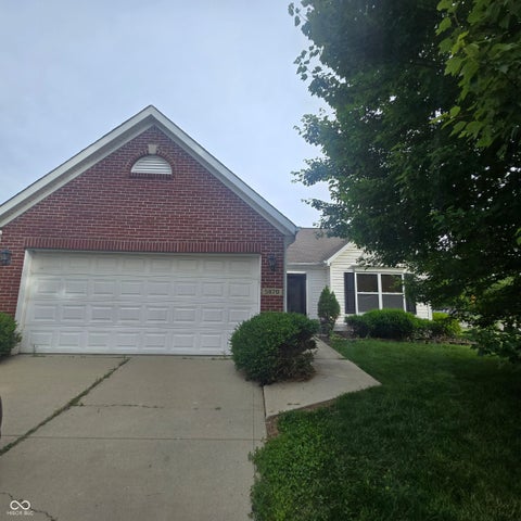 Photo of 5870 Mill Oak Drive, Noblesville, IN 46062 (MLS # 22107047)