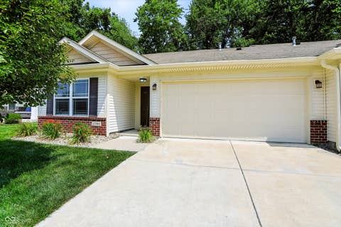 Photo of 11744 Whisperwood Way, Fishers, IN 46037 (MLS # 22114016)