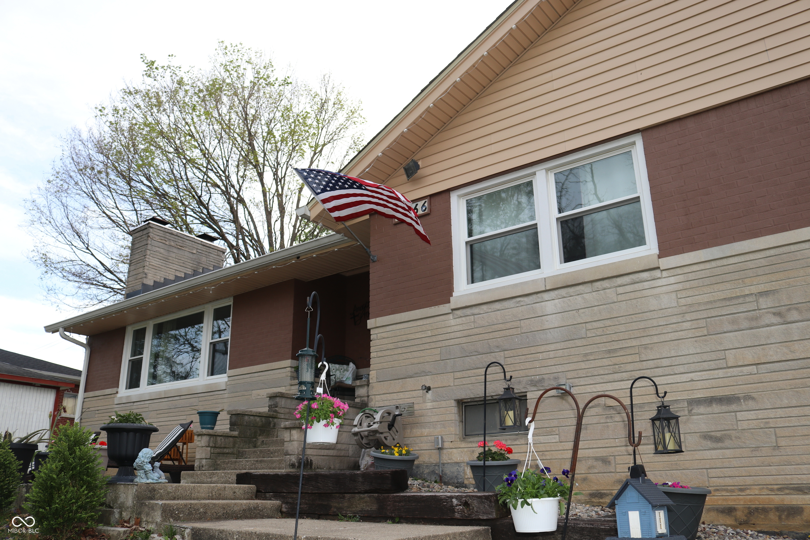 1266 N Morgantown Road