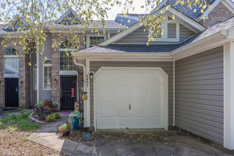 Photo of 7437 Oceanline Drive, Indianapolis, IN 46214 (MLS # 22123577)