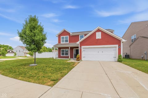 Photo of 1593 Woodside Circle, Franklin, IN 46131 (MLS # 22107426)