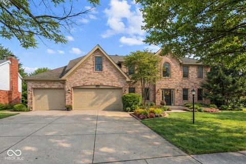 Photo of 10236 Bent Tree Lane, Fishers, IN 46037 (MLS # 22082152)