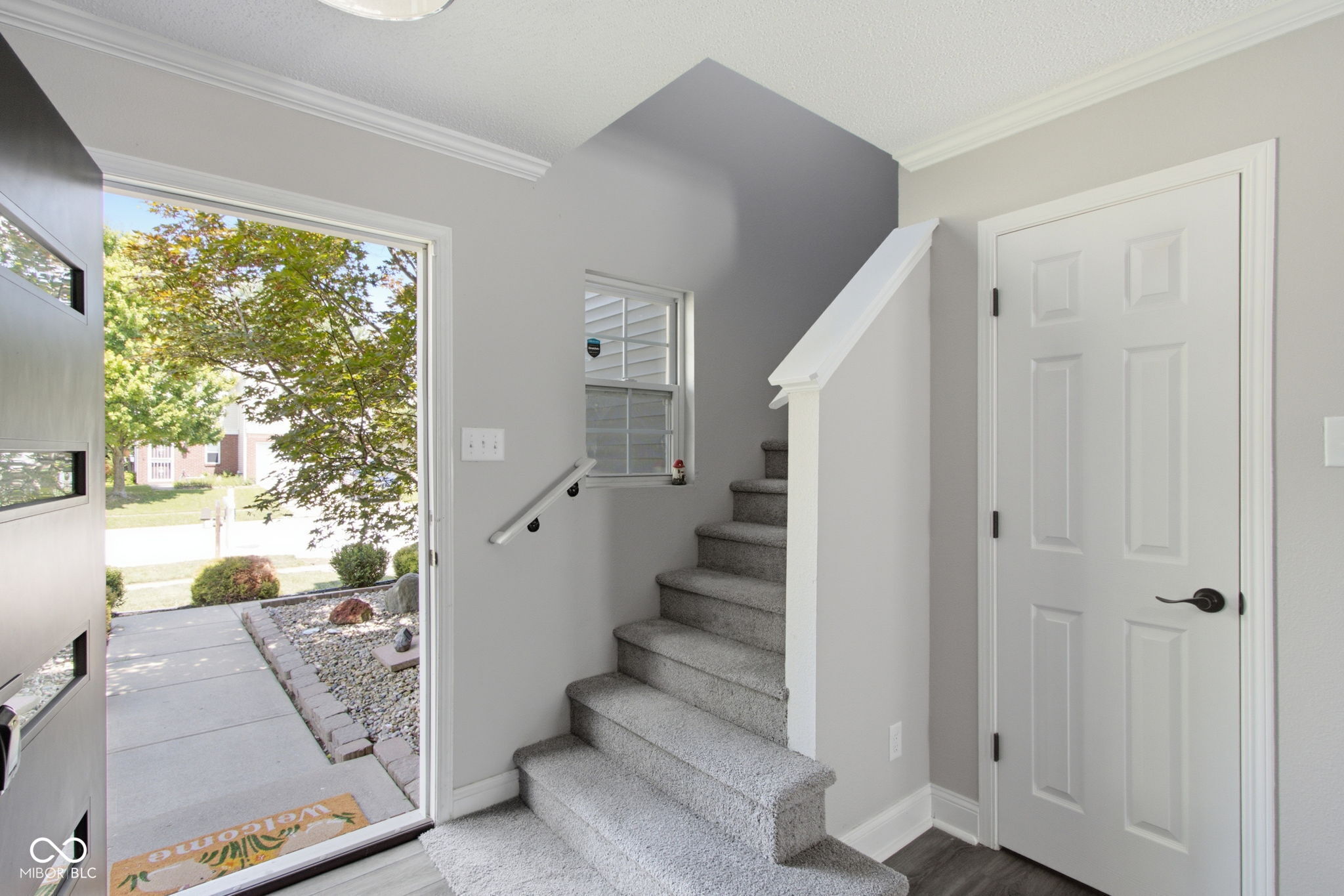 1748 Feather Reed Lane