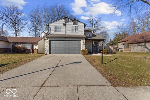 Photo of 5858 Timber Lake Boulevard, Indianapolis, IN 46237 (MLS # 22085271)