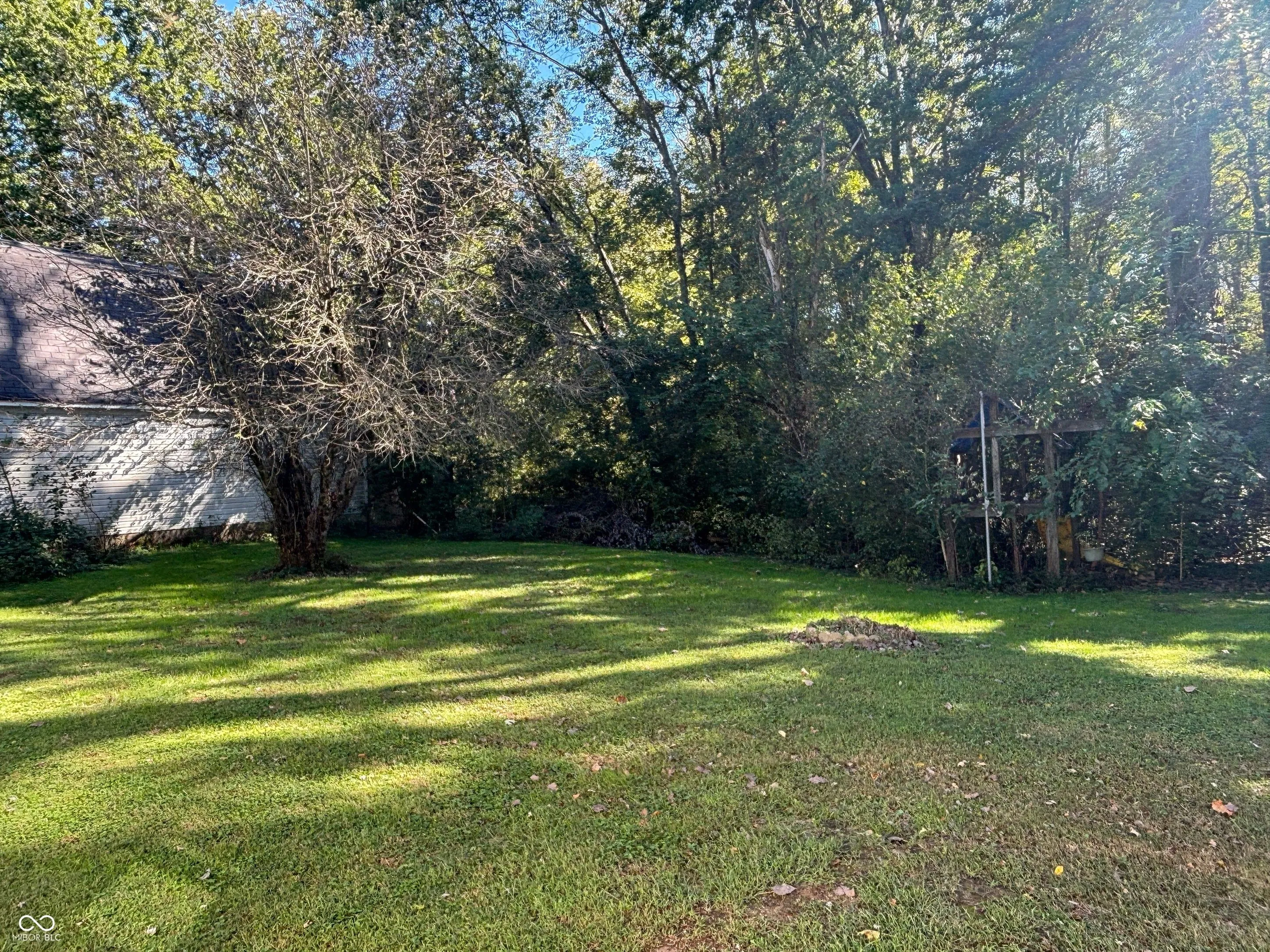 Columbus, Indiana 47201, United States, 2 Bedrooms Bedrooms, ,1 BathroomBathrooms,Residential,Active,225717