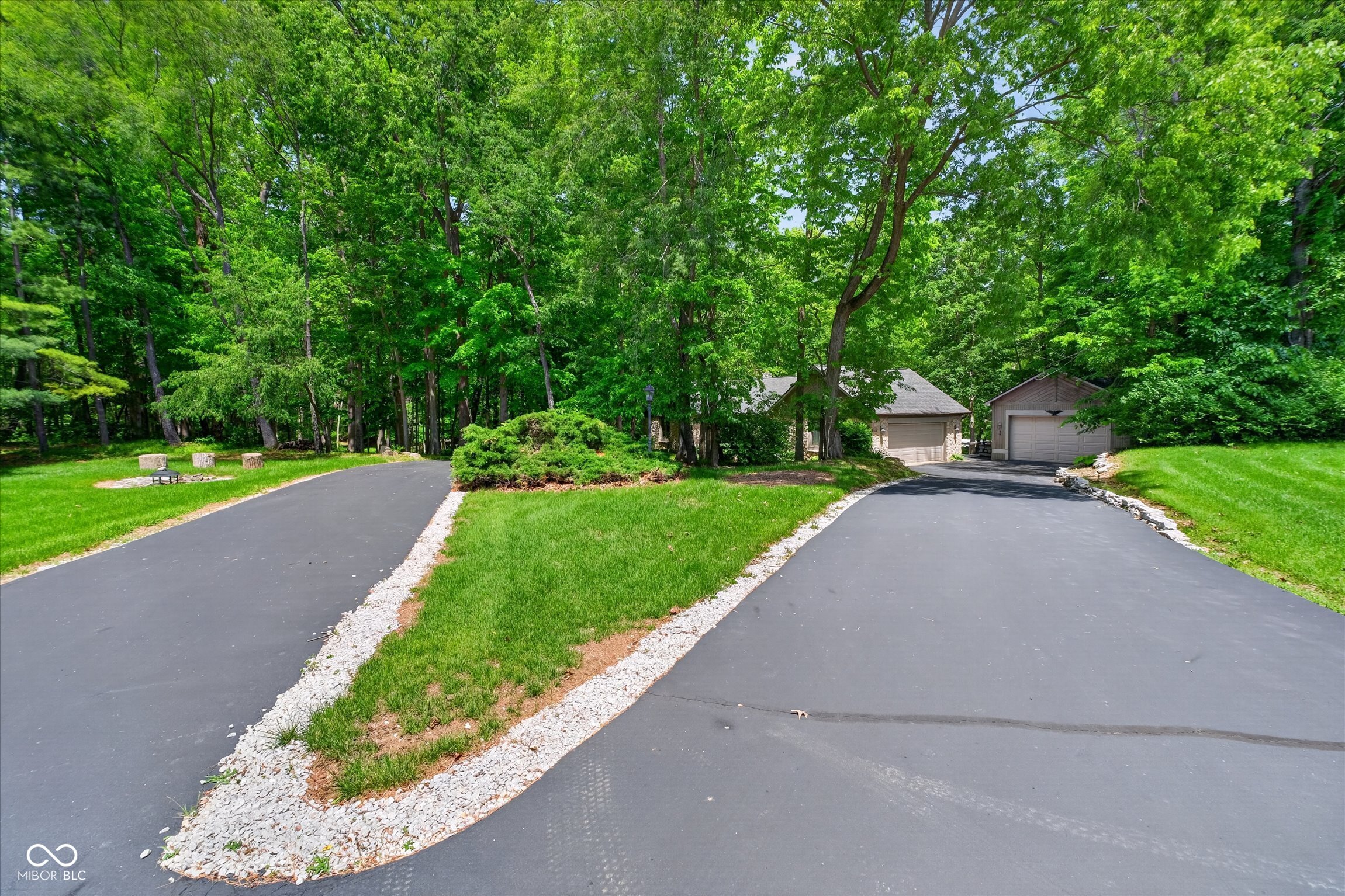 64 Hickory Ridge Circle