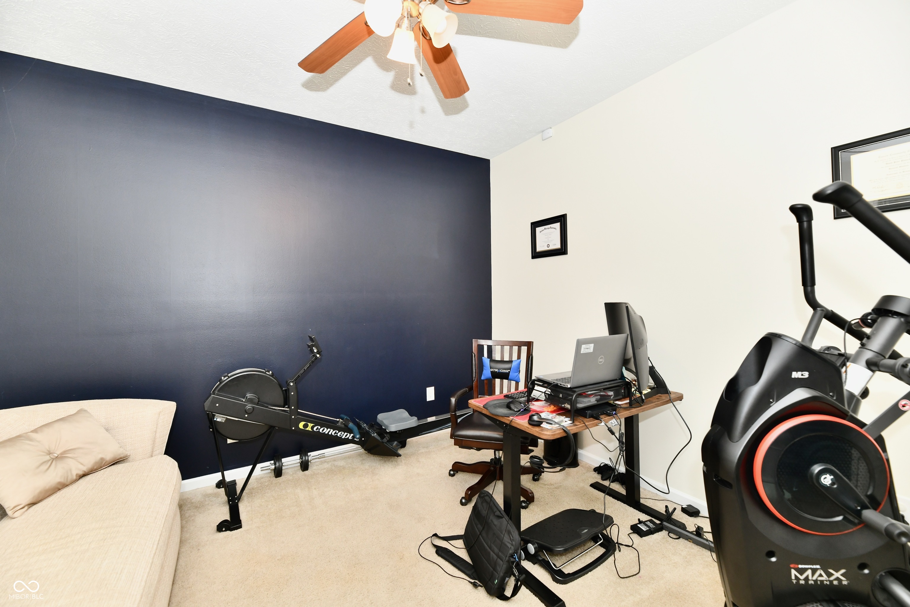 5862 Columbia Circle