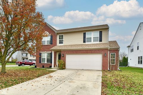 Photo of 5862 Columbia Circle, Greenwood, IN 46142 (MLS # 22075340)