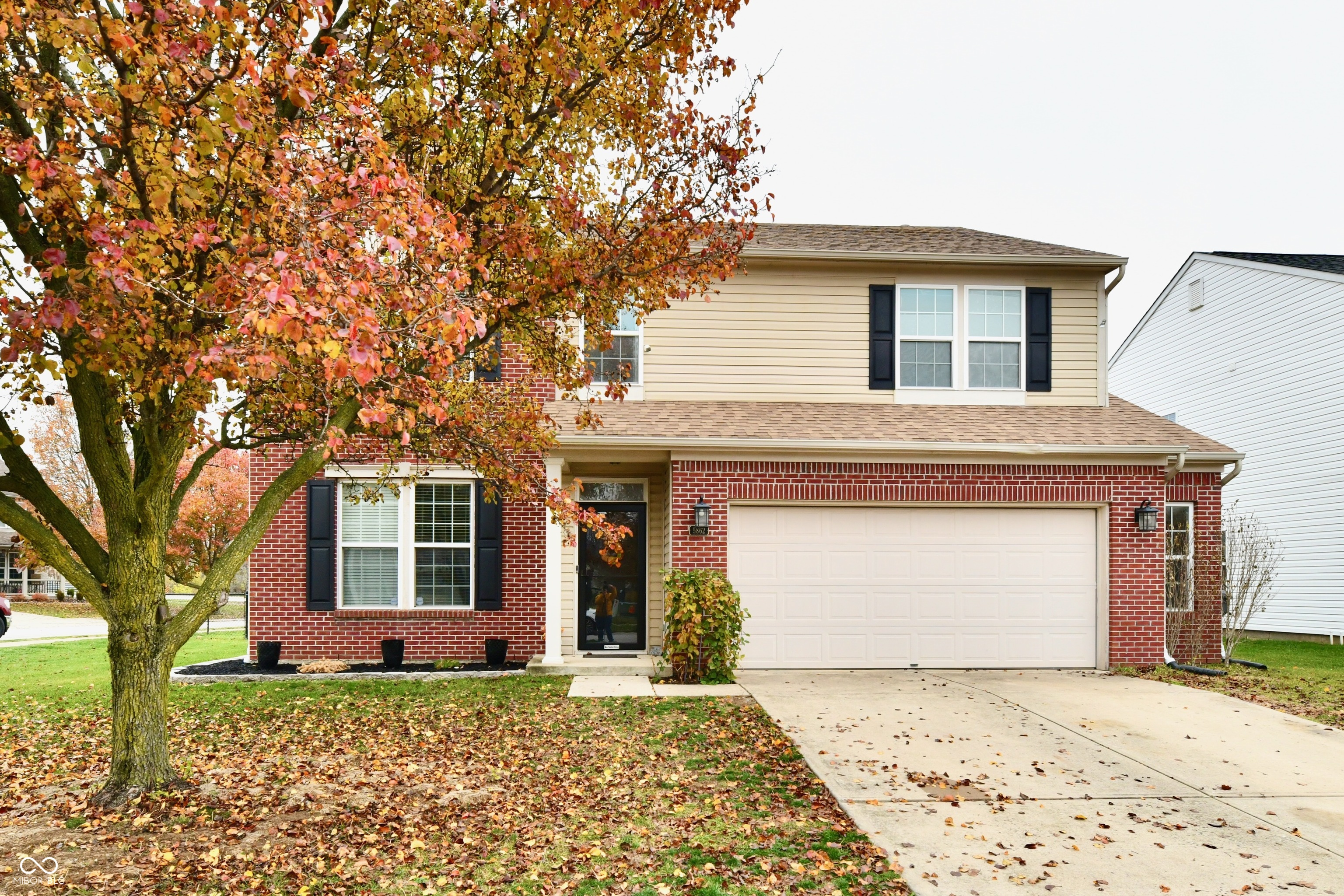 5862 Columbia Circle