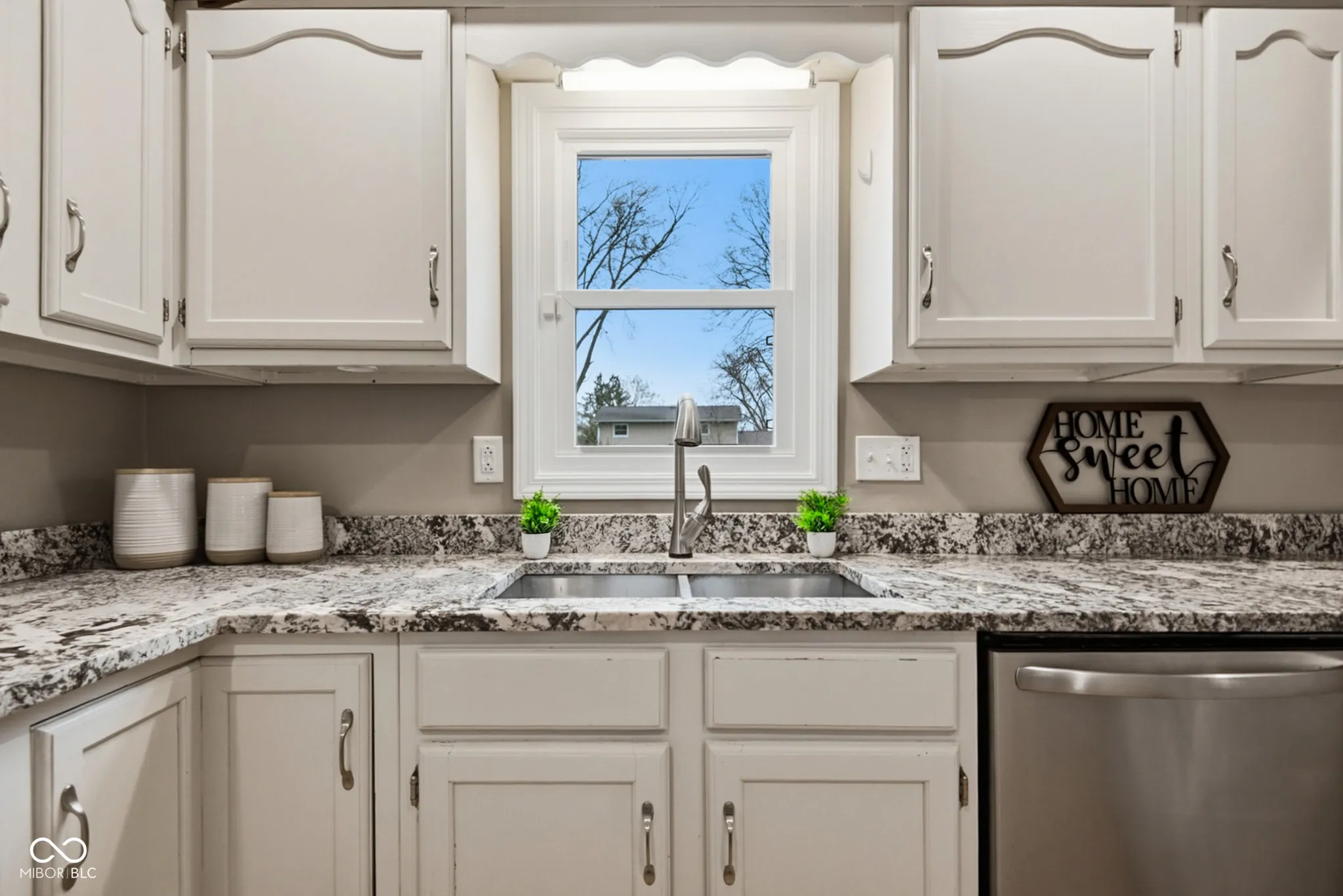 Columbus, Indiana 47203, United States, 4 Bedrooms Bedrooms, ,3 BathroomsBathrooms,Residential,Active,249797