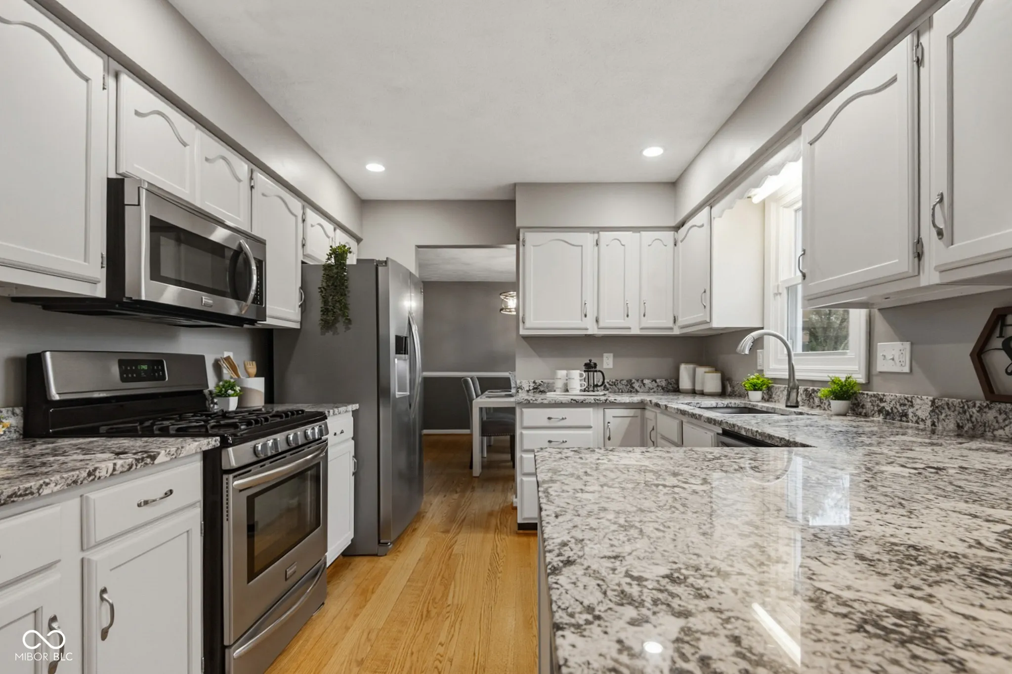 Columbus, Indiana 47203, United States, 4 Bedrooms Bedrooms, ,3 BathroomsBathrooms,Residential,Active,249797