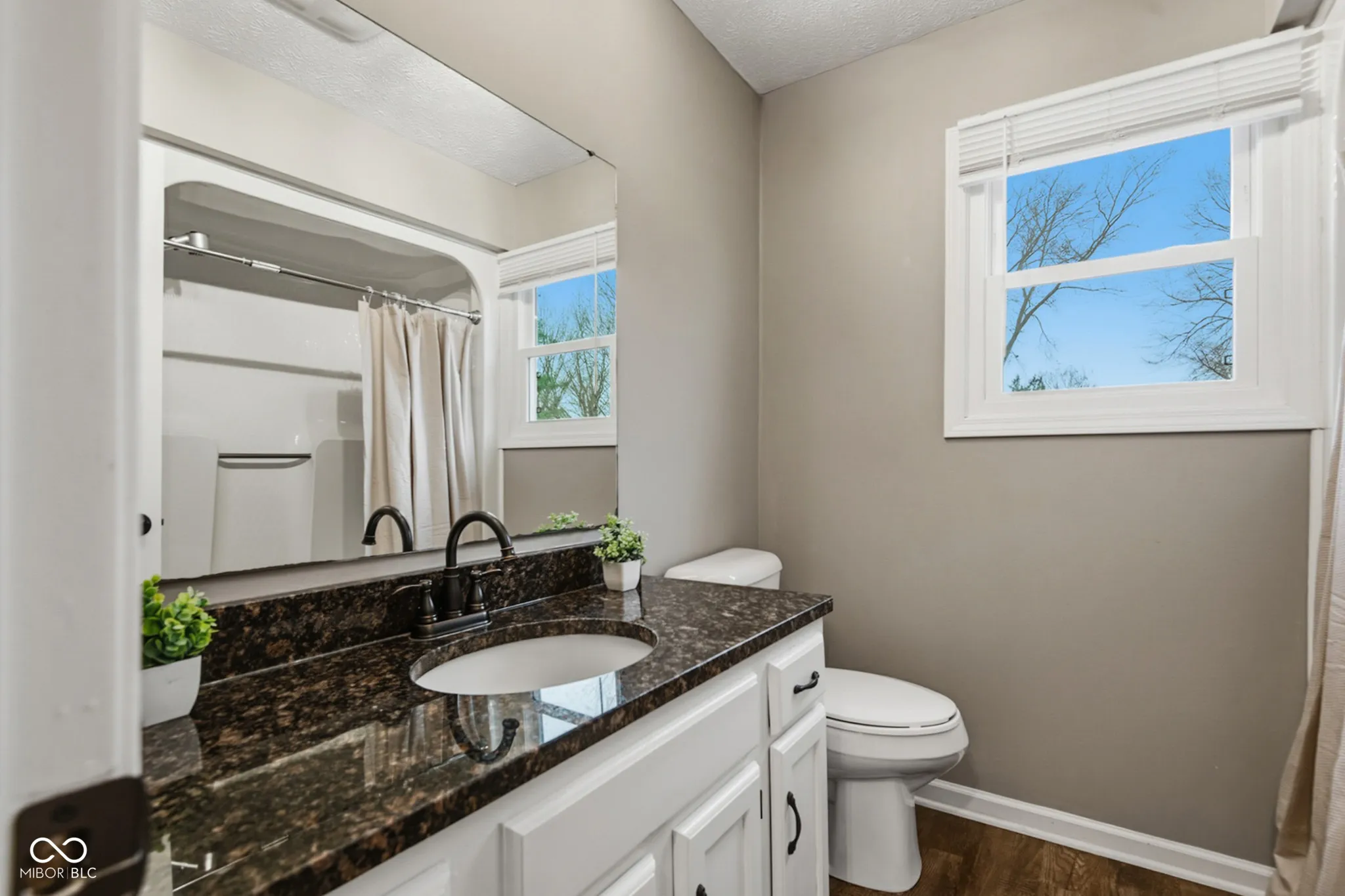 Columbus, Indiana 47203, United States, 4 Bedrooms Bedrooms, ,3 BathroomsBathrooms,Residential,Active,249797