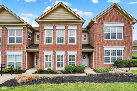 Photo of 1598 Lacebark Drive #UNIT C, Greenwood, IN 46143 (MLS # 22091803)