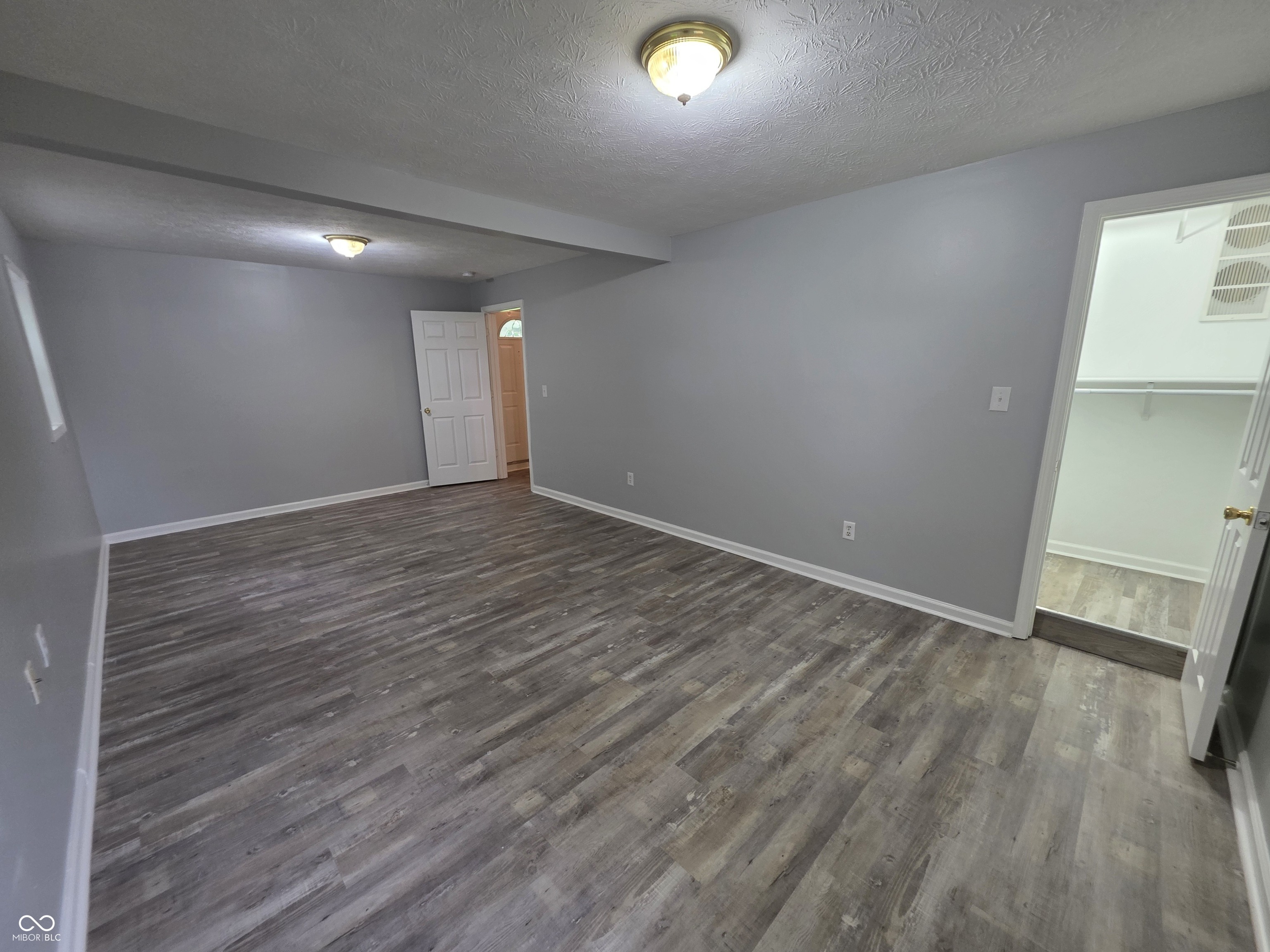 410 N 20th Avenue