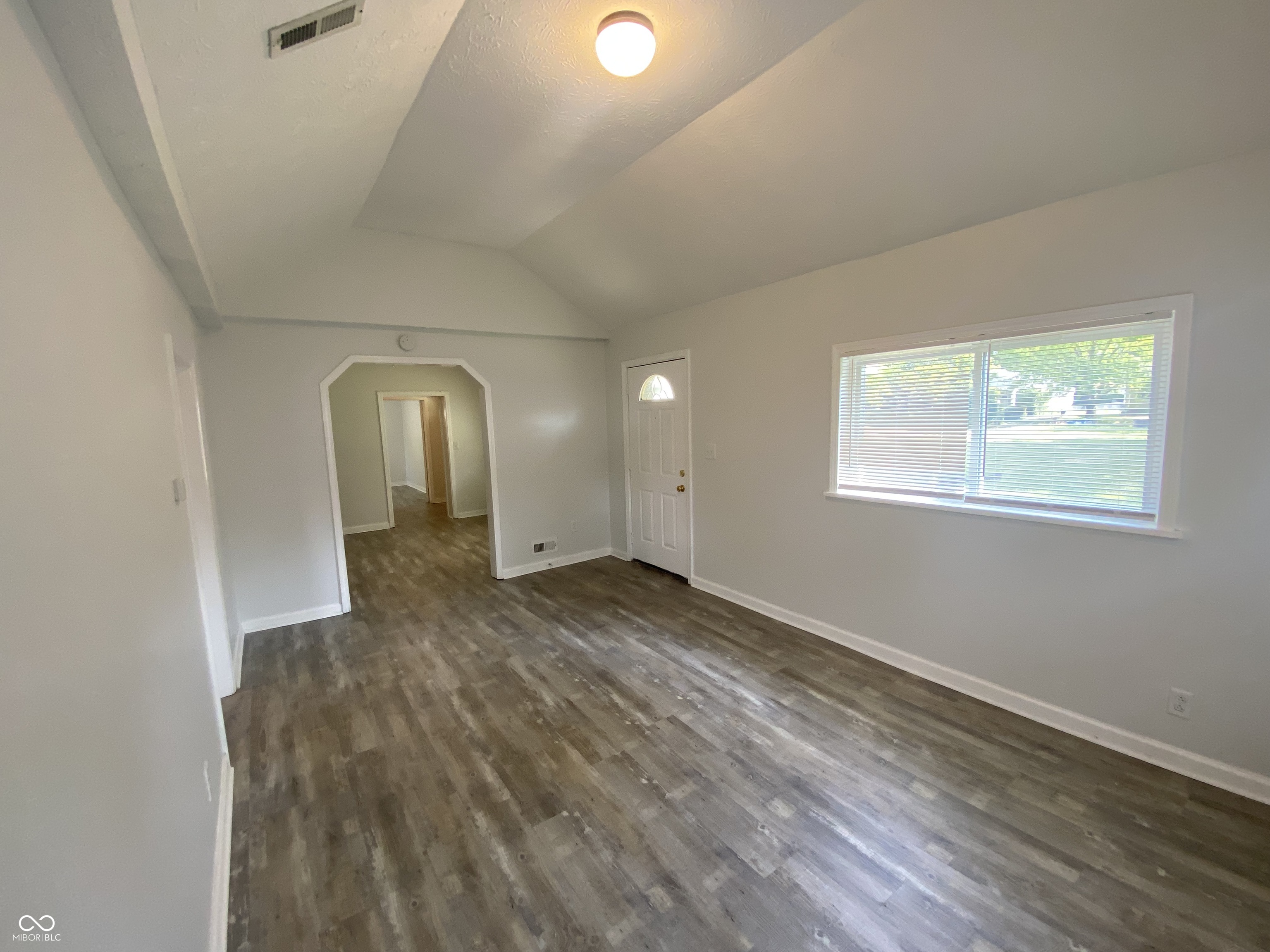 410 N 20th Avenue