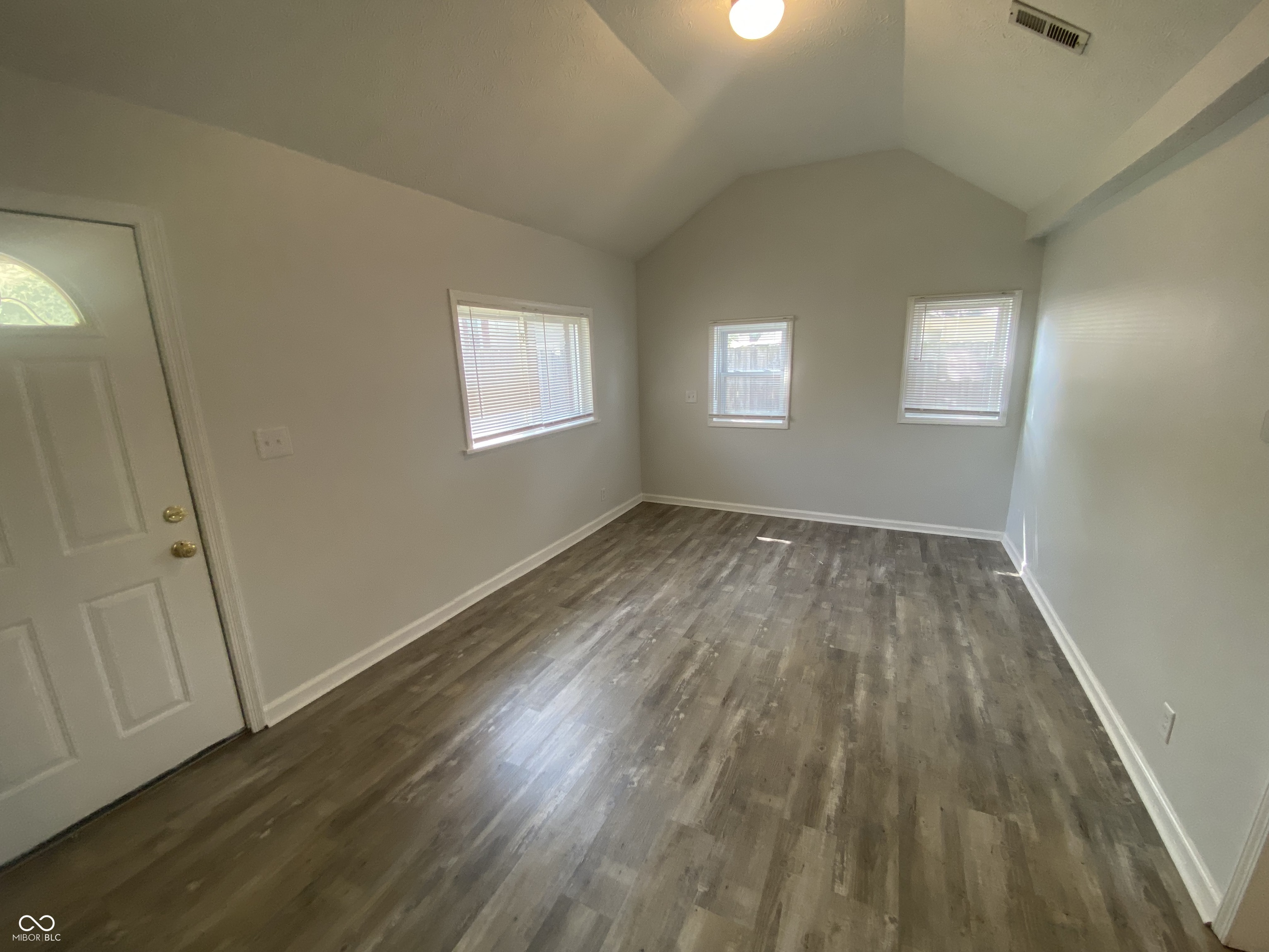 410 N 20th Avenue