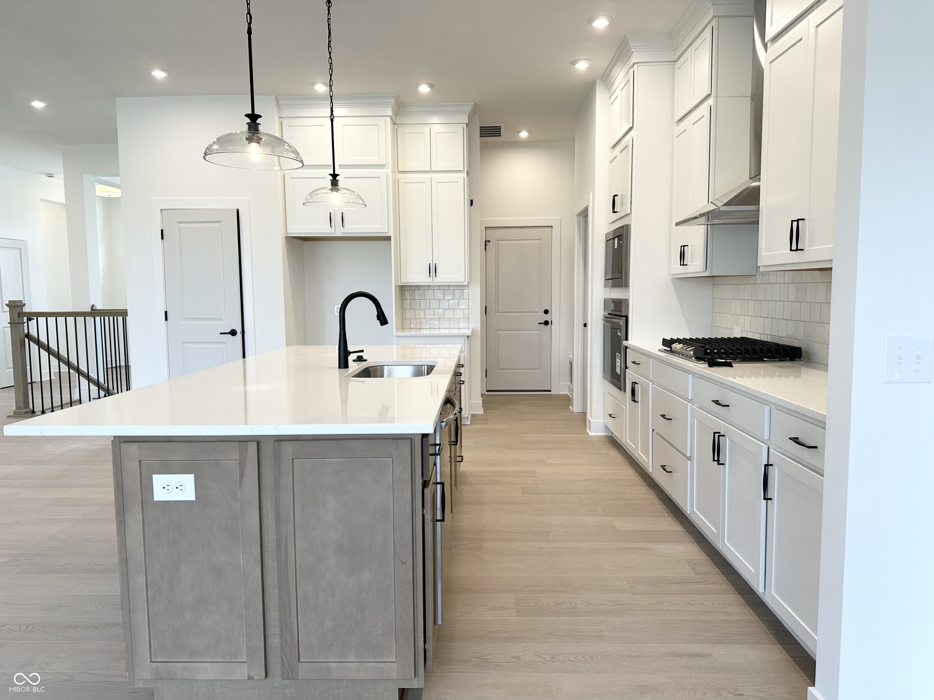 19661 Wood Farm Place