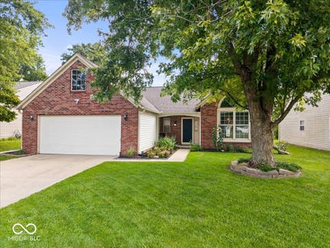 Photo of 6035 Liverpool Lane, Indianapolis, IN 46236 (MLS # 22122514)