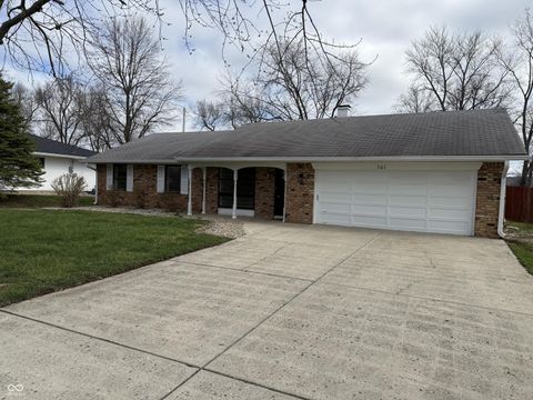 Photo of 301 Meadow Drive, Greenwood, IN 46142 (MLS # 22094418)