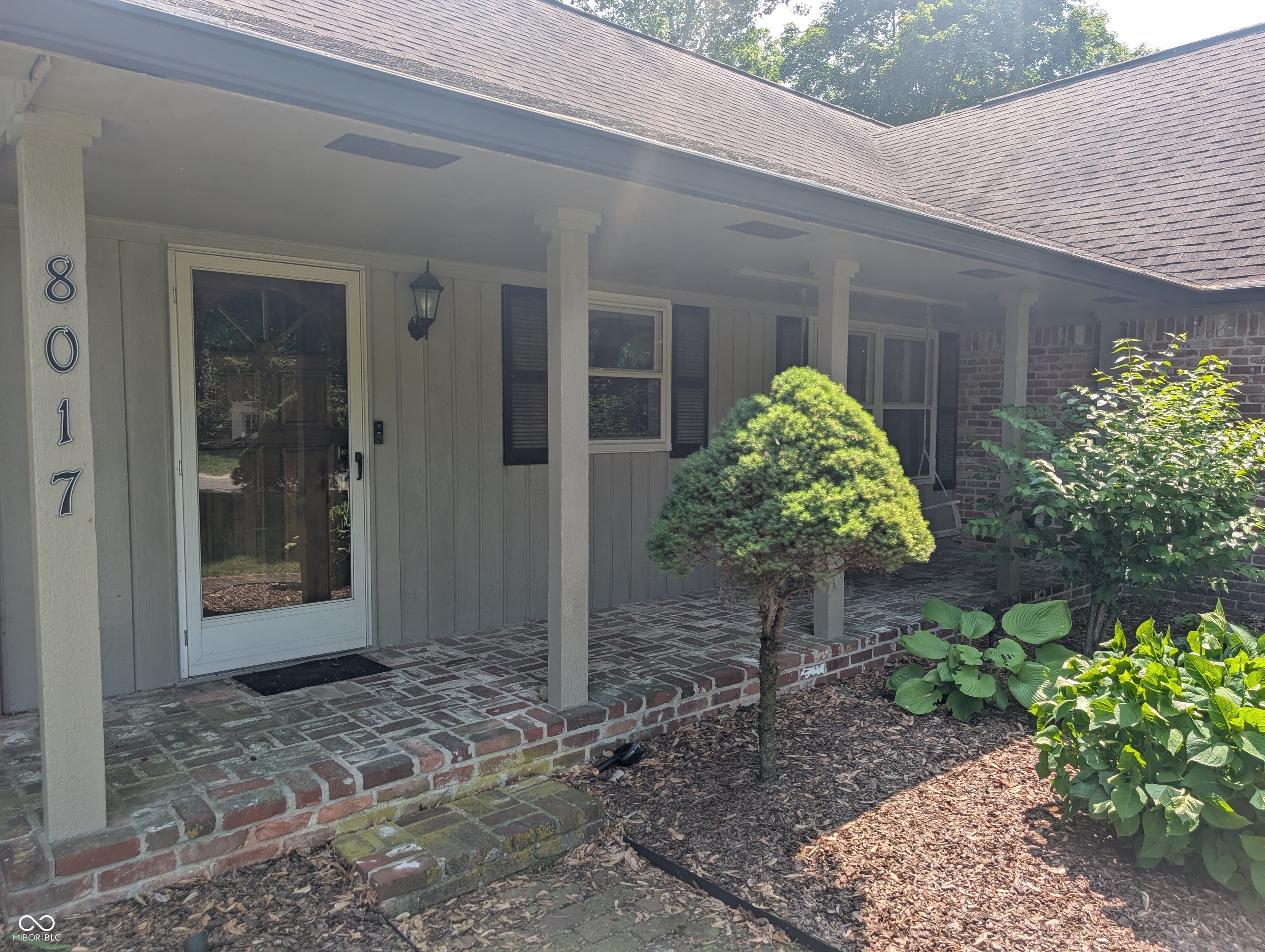 8017 Dogwood Court