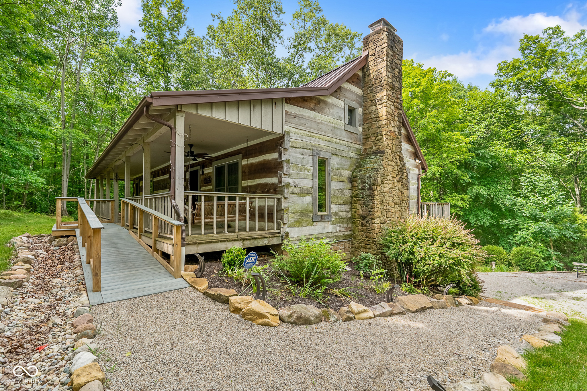 3600 Greenbriar Lane