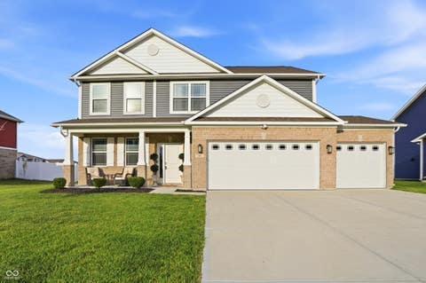 Photo of 181 Thorpe Drive, Whiteland, IN 46184 (MLS # 22106438)