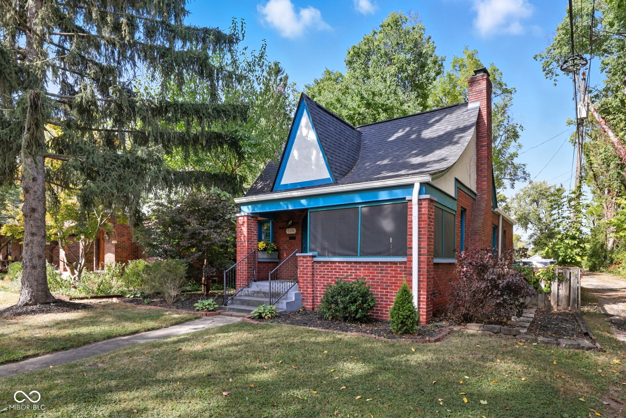 526 Kessler Boulevard East Drive