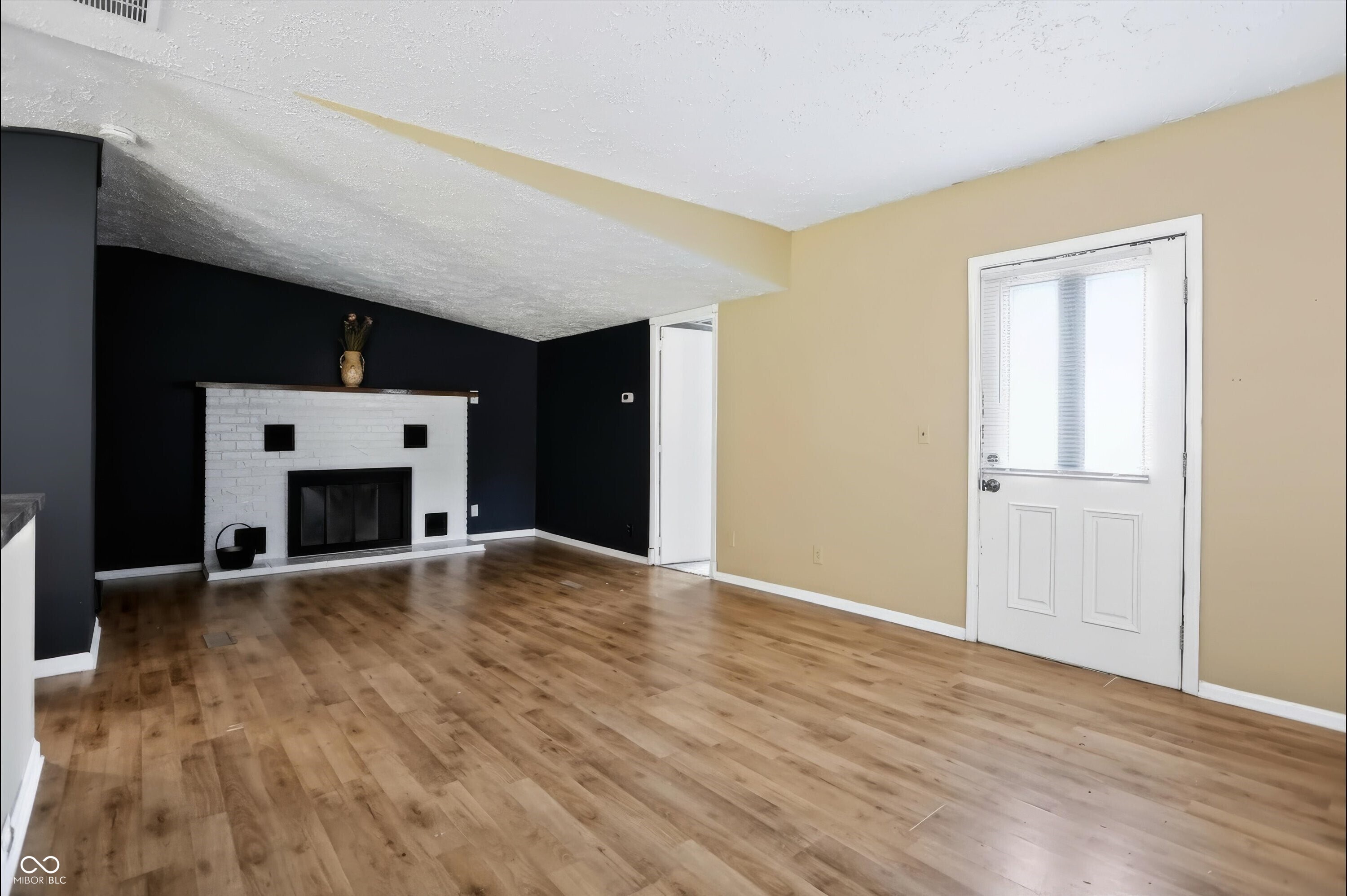 320 W Ash Street