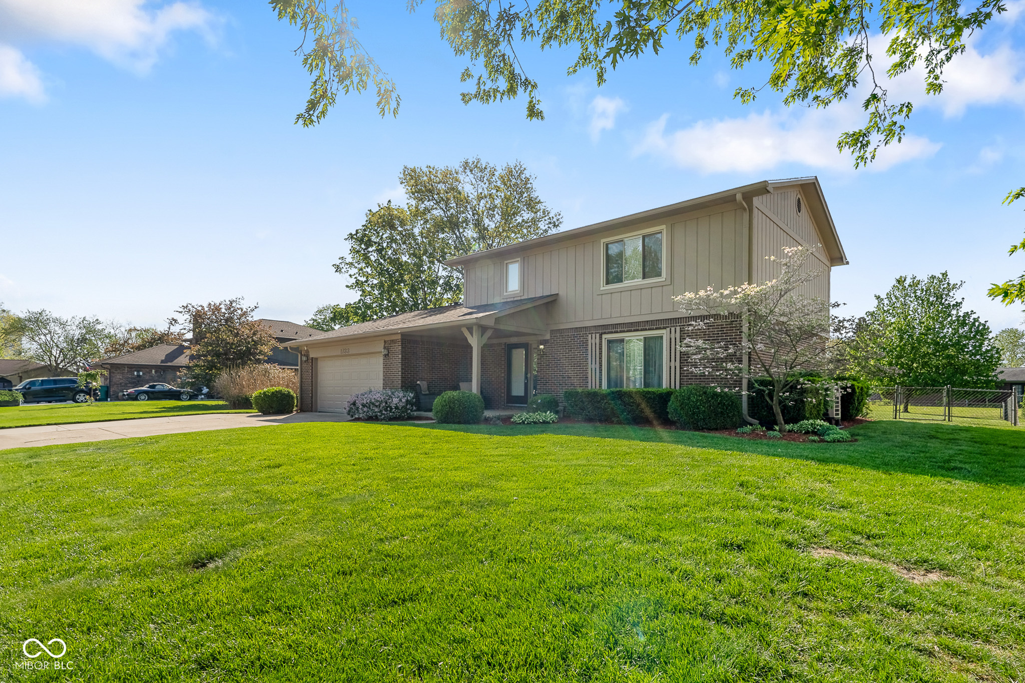1733 Sycamore Drive