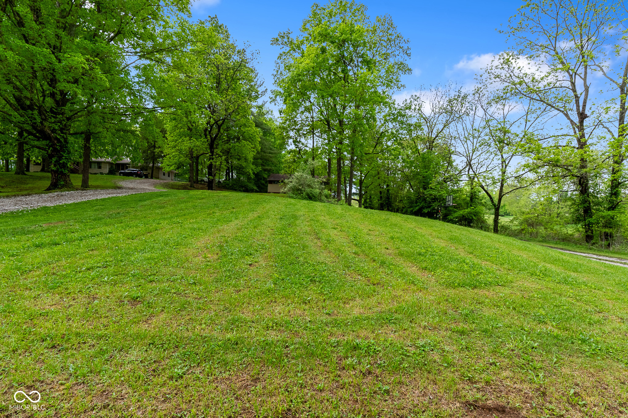 221 W Chester Drive