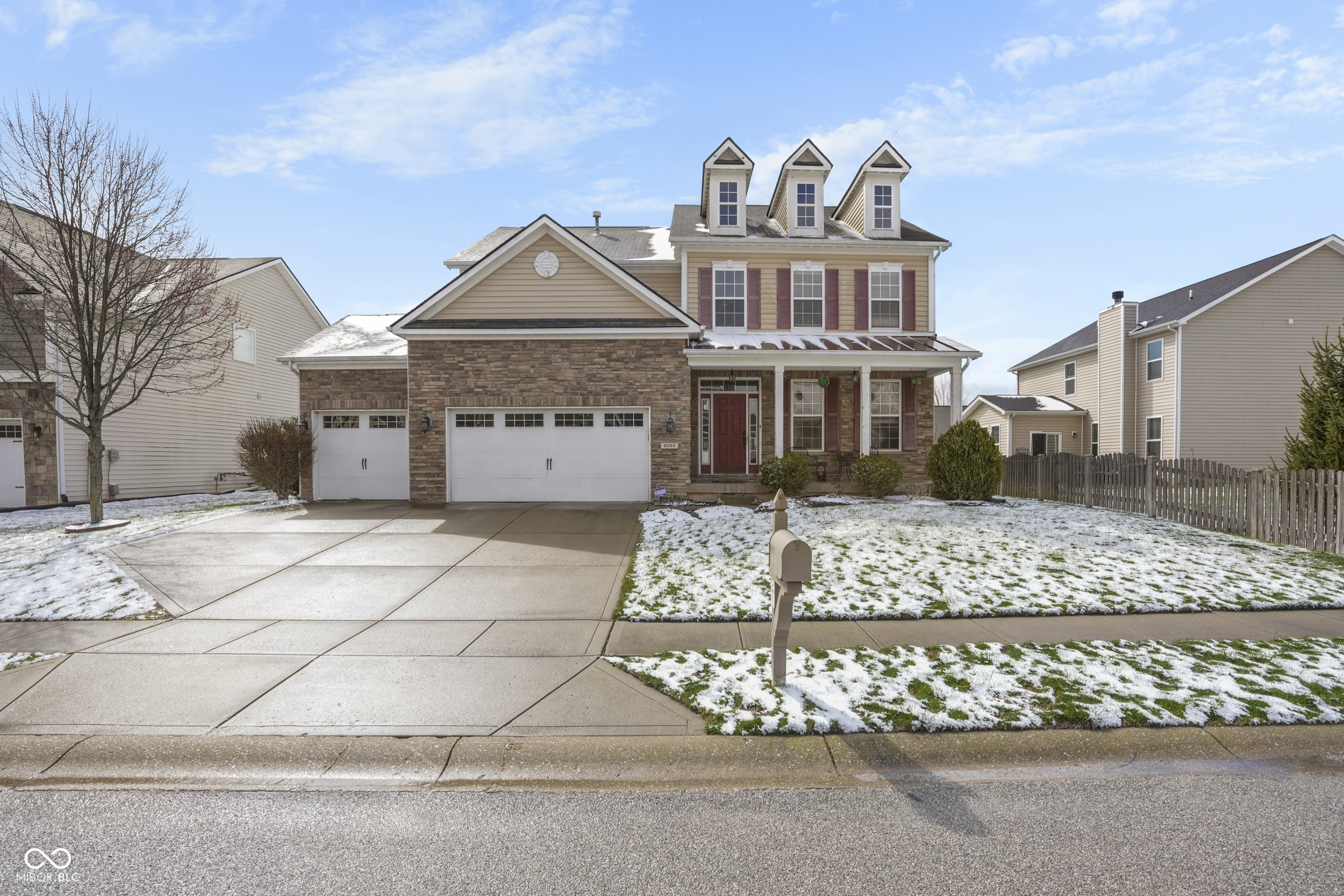 6093 Mountain Hawk Drive