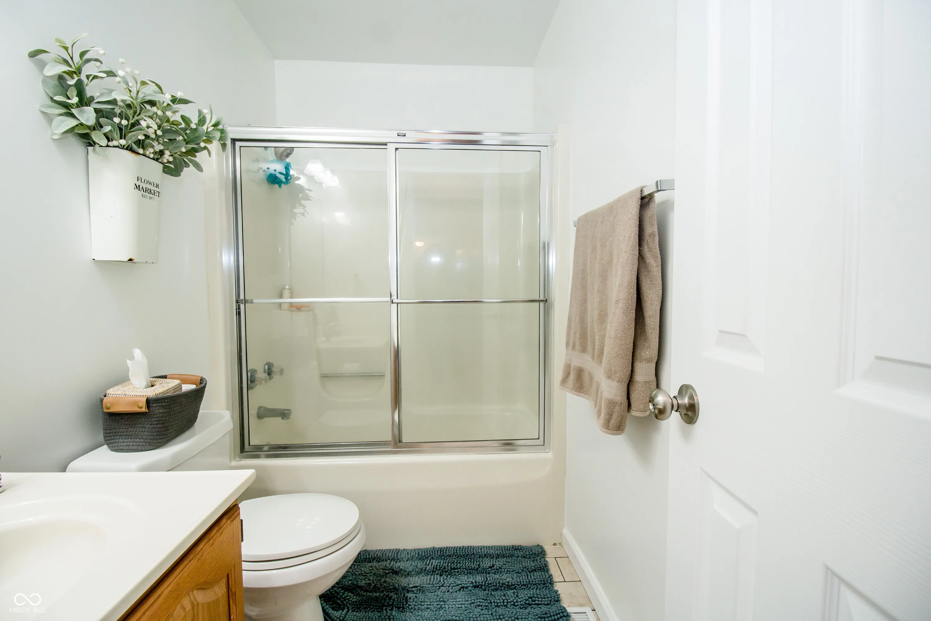 Columbus, Indiana 47203, United States, 3 Bedrooms Bedrooms, ,2 BathroomsBathrooms,Residential,Active,12598