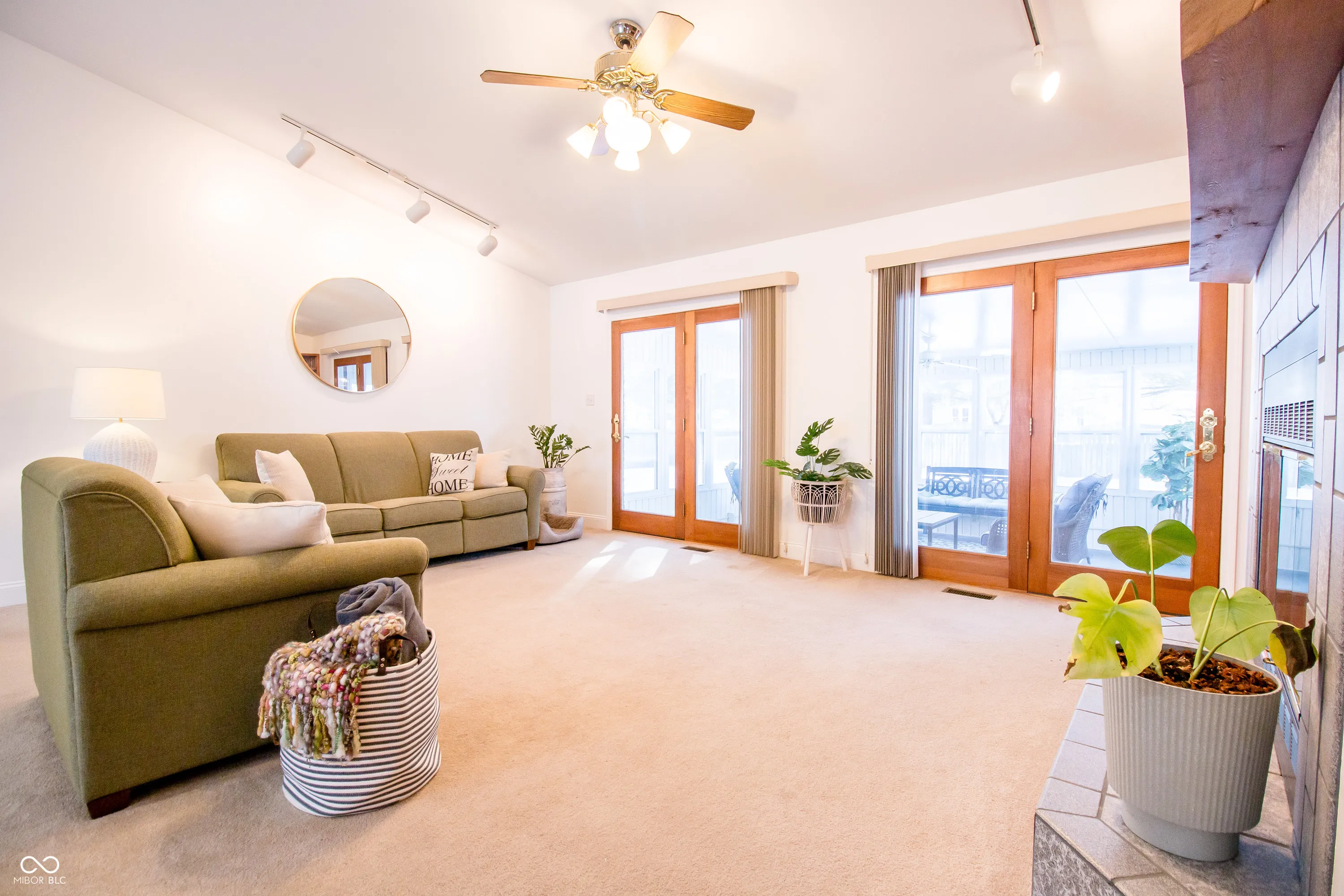 Columbus, Indiana 47203, United States, 3 Bedrooms Bedrooms, ,2 BathroomsBathrooms,Residential,Active,12598