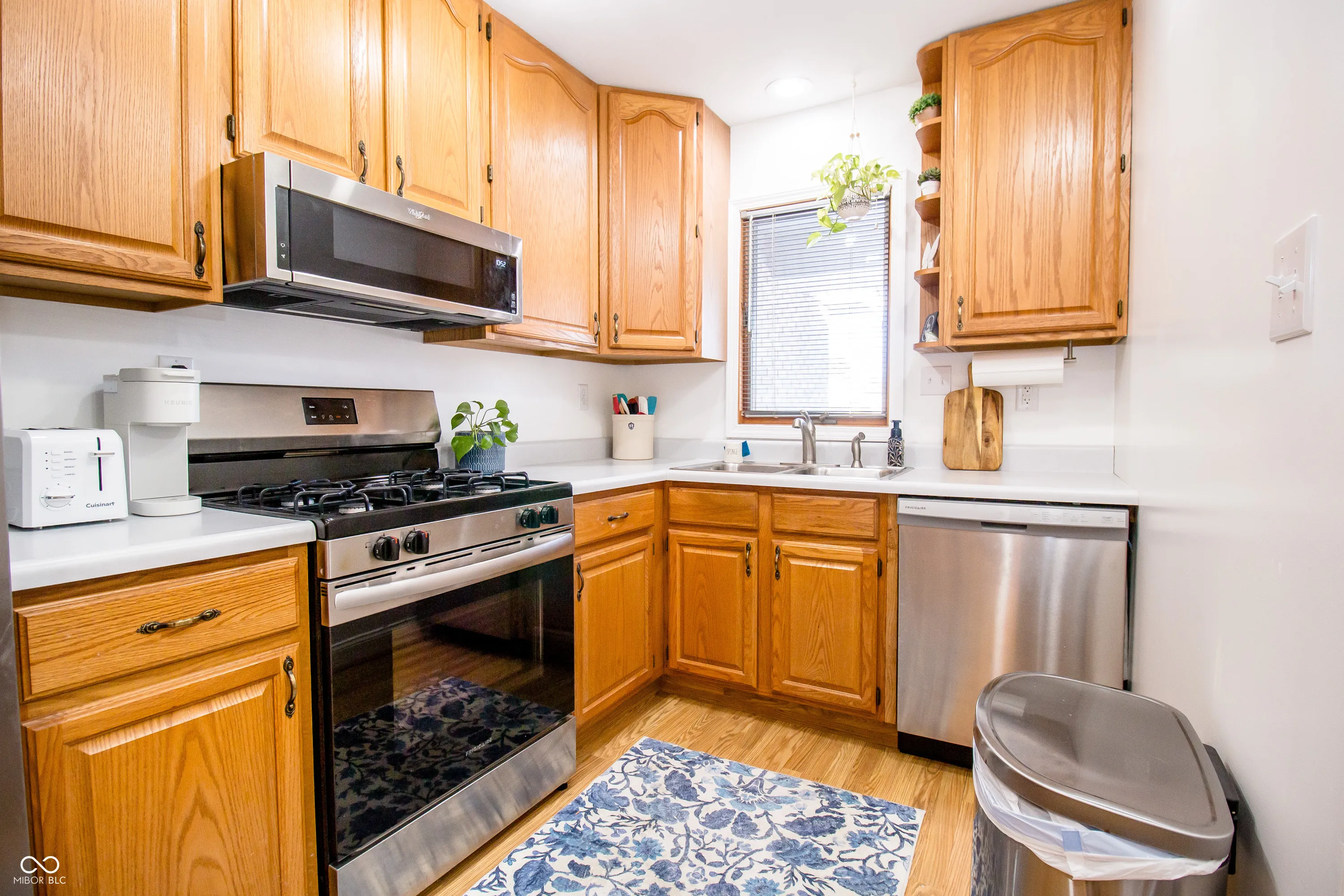 Columbus, Indiana 47203, United States, 3 Bedrooms Bedrooms, ,2 BathroomsBathrooms,Residential,Active,12598