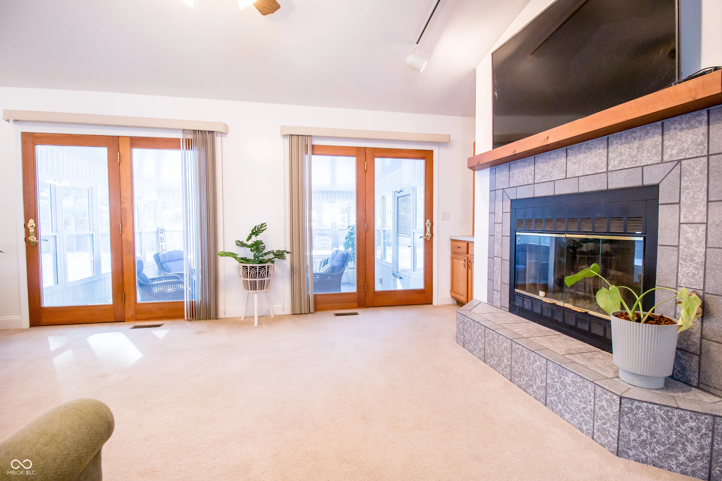 Columbus, Indiana 47203, United States, 3 Bedrooms Bedrooms, ,2 BathroomsBathrooms,Residential,Active,12598