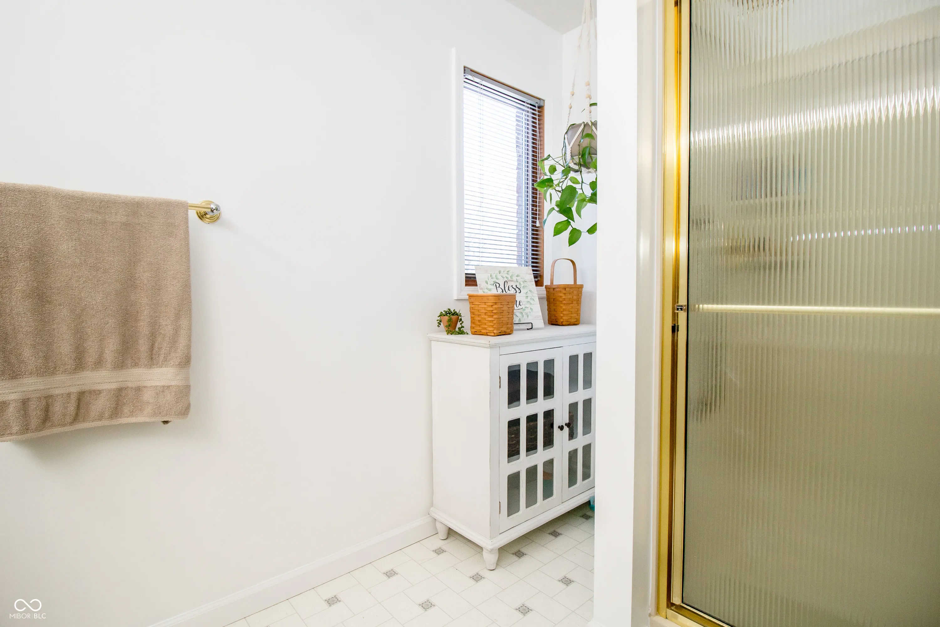 Columbus, Indiana 47203, United States, 3 Bedrooms Bedrooms, ,2 BathroomsBathrooms,Residential,Active,12598