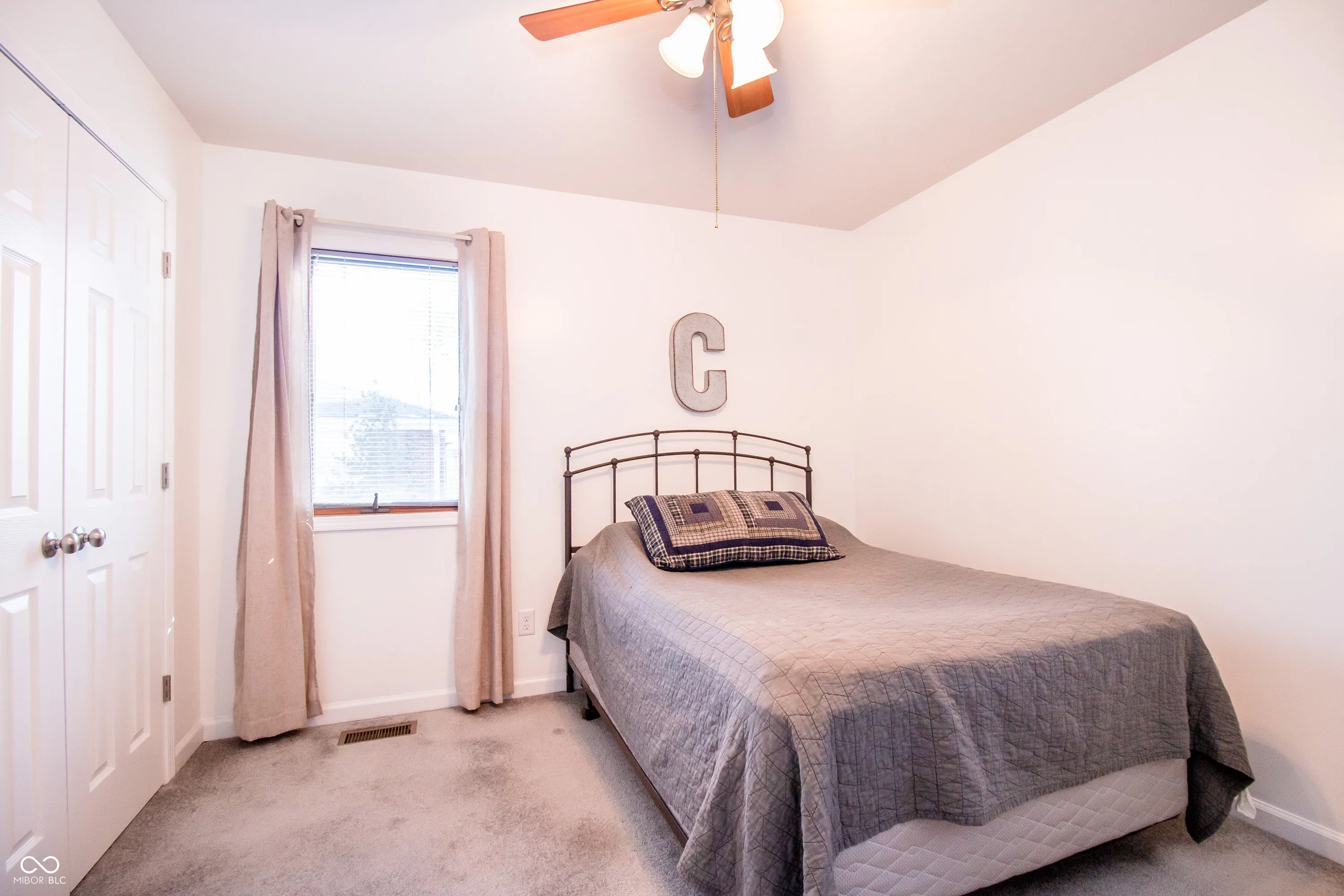 Columbus, Indiana 47203, United States, 3 Bedrooms Bedrooms, ,2 BathroomsBathrooms,Residential,Active,12598