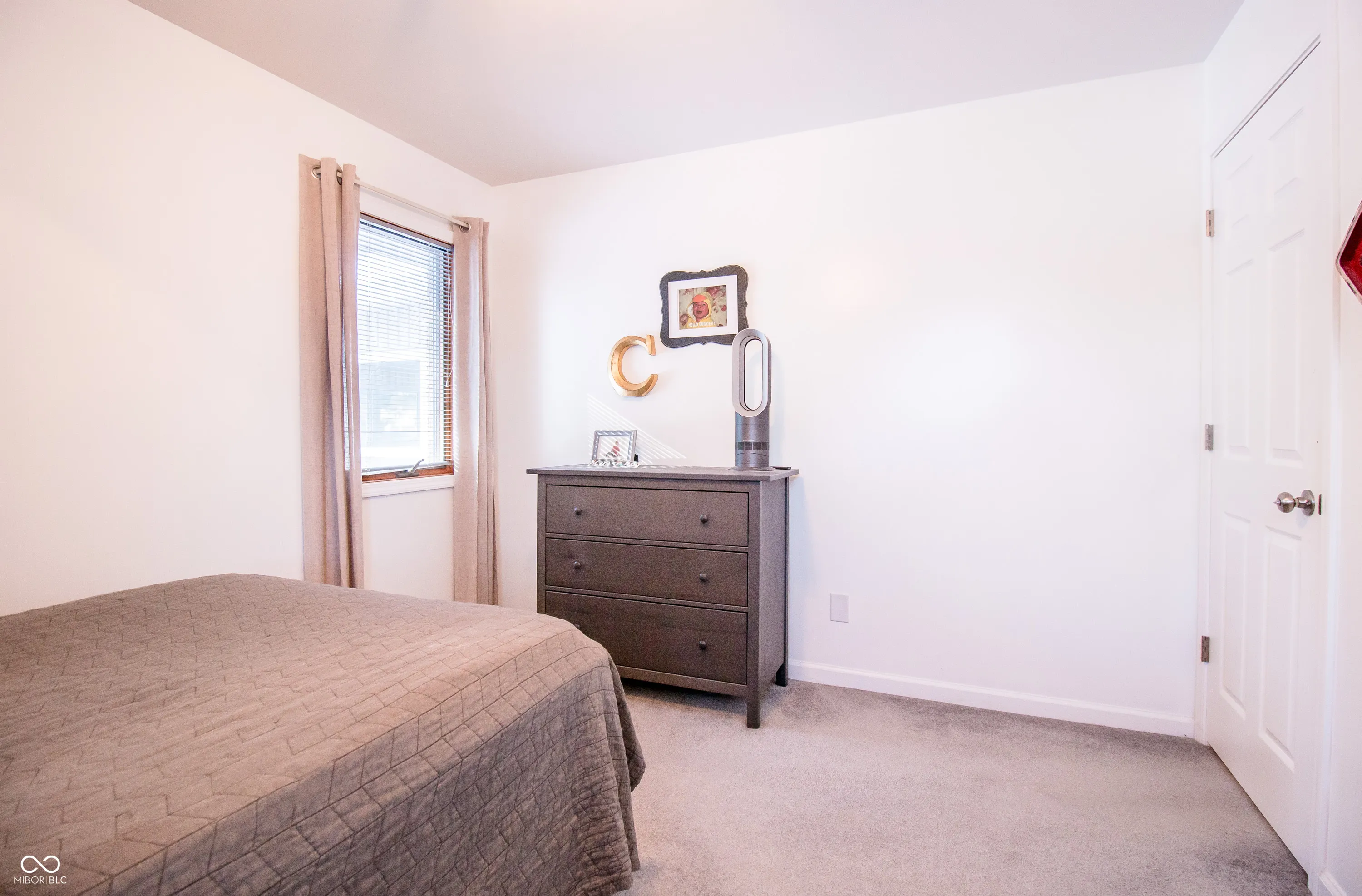 Columbus, Indiana 47203, United States, 3 Bedrooms Bedrooms, ,2 BathroomsBathrooms,Residential,Active,12598