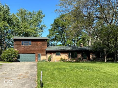 Photo of 6409 N Old State Rd 3, Muncie, IN 47303 (MLS # 22102163)