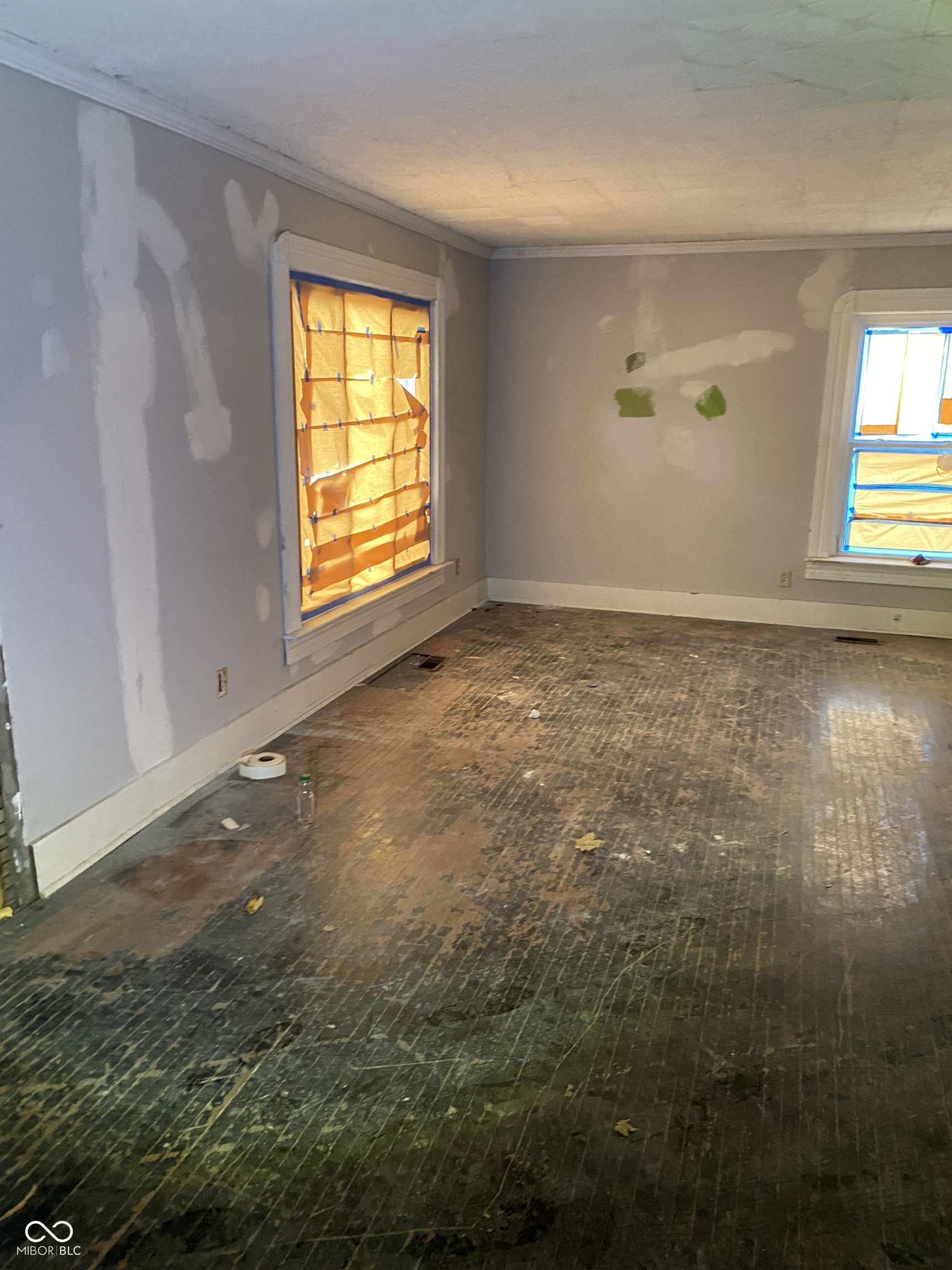 207 E Broadway Street