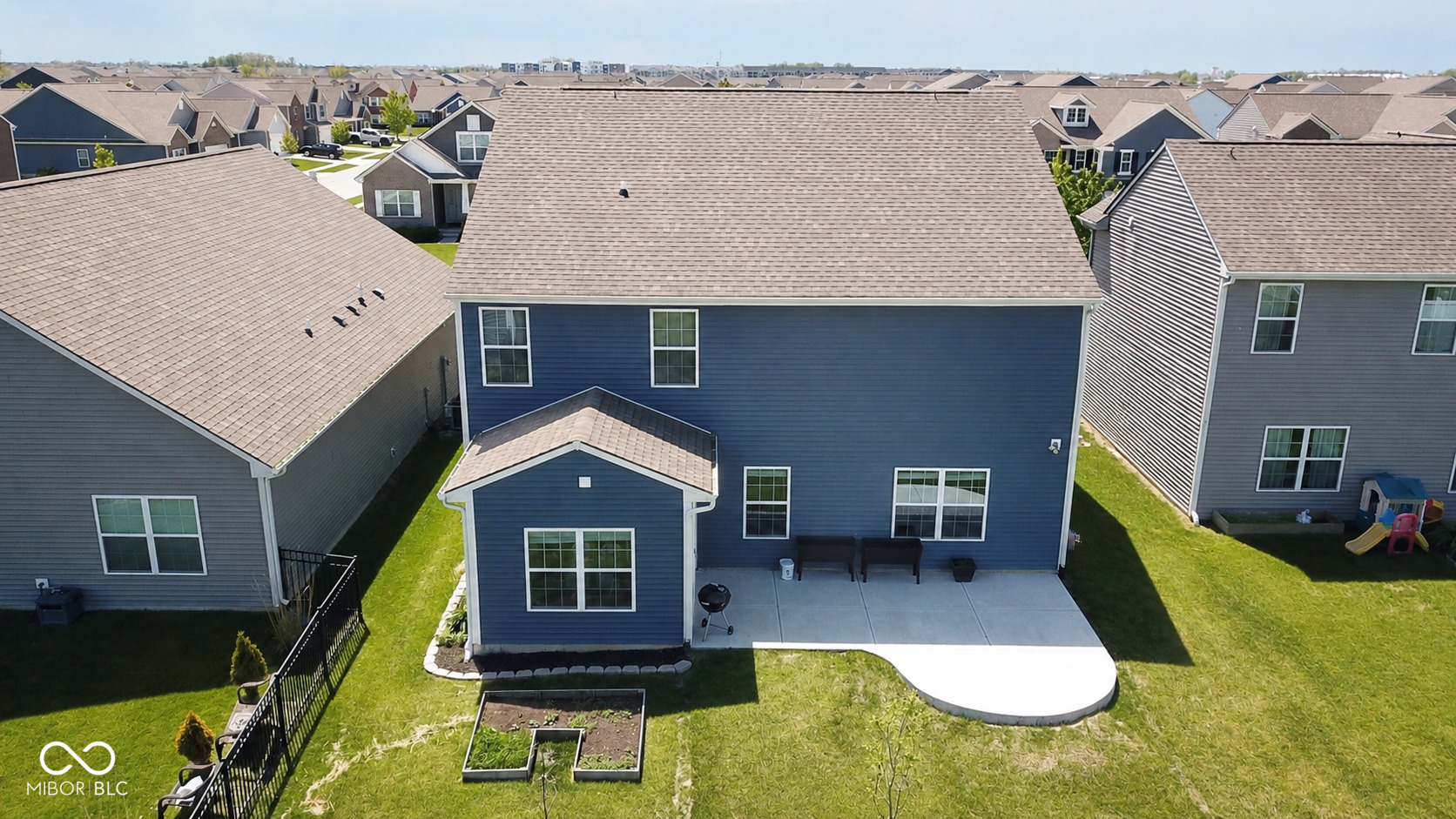 5872 Wintersweet Lane