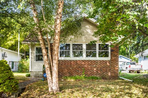 Photo of 4452 Winthrop Avenue, Indianapolis, IN 46205 (MLS # 22074472)