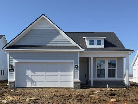 Photo of 834 Daisy Street, Greenwood, IN 46143 (MLS # 22084446)