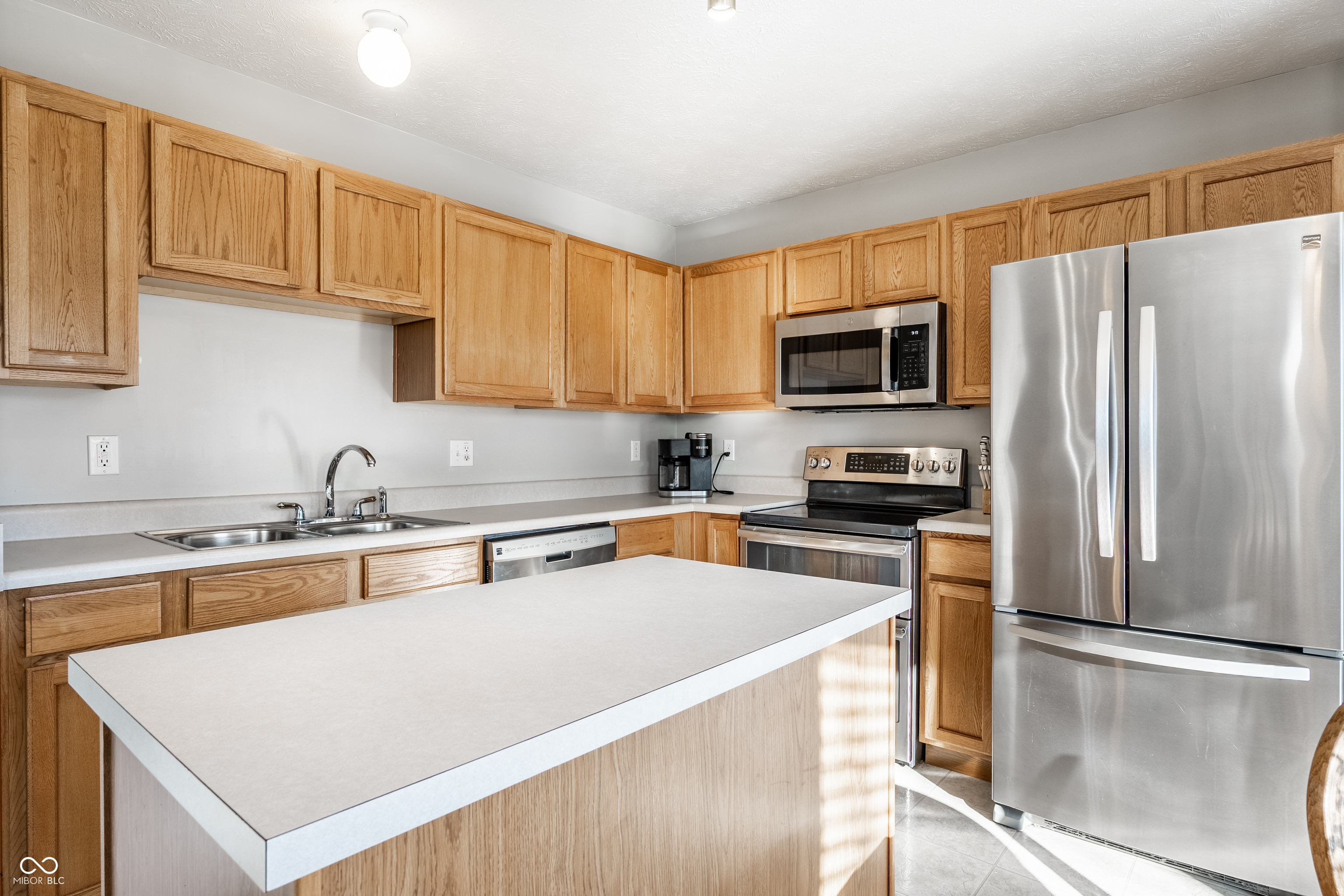 7151 N Stubbington Lane