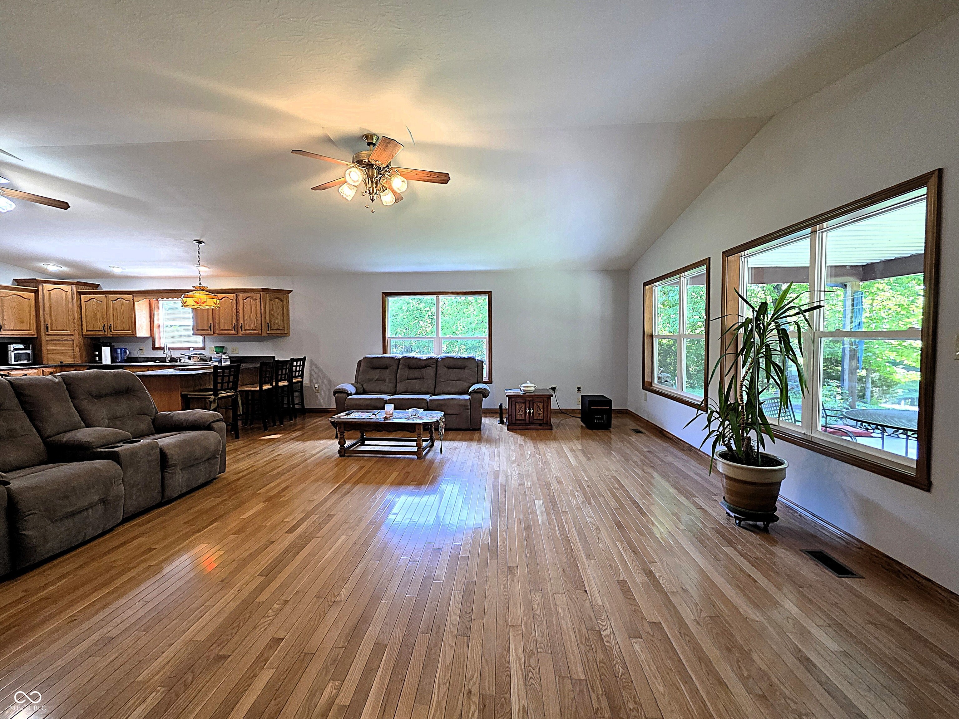 807 Nast Chapel Lane